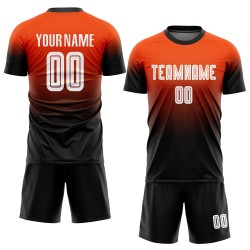 Maillot de football personnalisé orange, blanc et noir, effet dégradé par sublimation